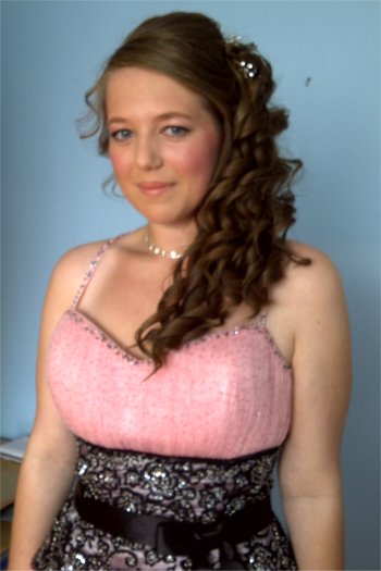 Prom hair and makeup with accessories