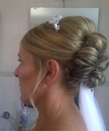Bridal hair style Audrey Hepburn style