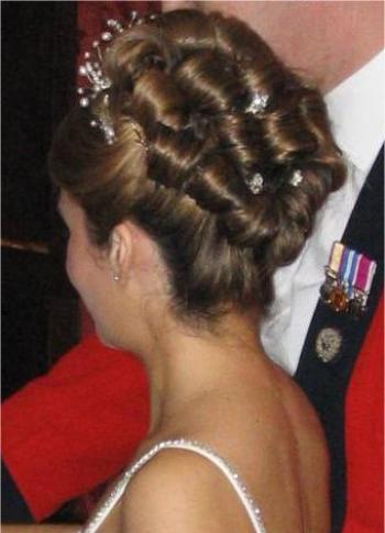 Wedding/bridal hairstyles Gallery