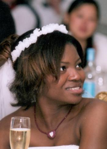 Wedding hair style for short afro hair with hairband